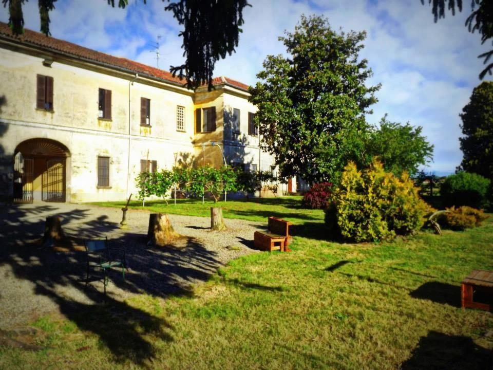 Agriturismo Cascina Graziosa Cameriano Exterior photo